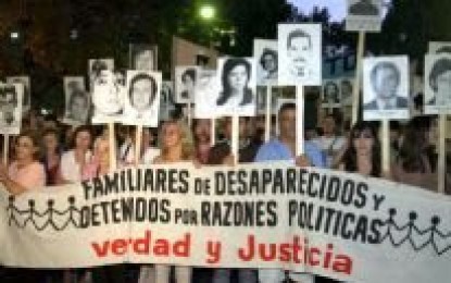 Noticias- Mendoza: Marcharon contra la política de seguridad de Jaque