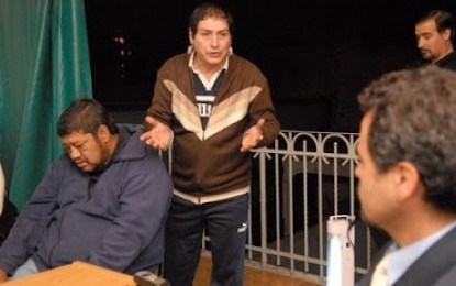 Capital y vendedores no dan el brazo a torcer