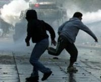 Miles de trabajadores marchan para celebrar el primero de mayo
