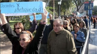 Gremios y organizaciones políticas y sociales marcharon por el 1ro de mayo