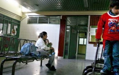 Los trabajadores de la Salud continúan con la protesta pidiendo reapertura de las paritarias