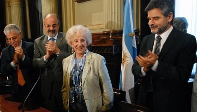 Presentaron la candidatura de Abuelas de Plaza de Mayo para el Nobel de la Paz