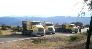 Corte de ruta en Tinogasta: 20 camiones regresaron a Chile y la fiscalía emplazó a vecinos para que desalojen la ruta