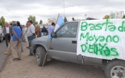 Tunuyán: “caravana preventiva” en apoyo al lock-out del campo