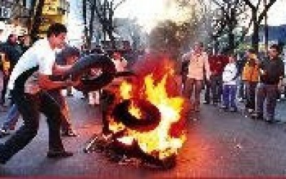 “No somos perros para que nos saquen así”