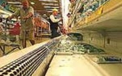 Bolsillos llenos y góndolas vacías