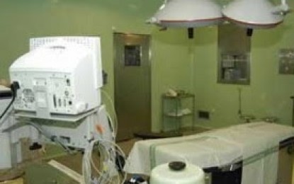Trabajadores de la salud paran y se concentran en Casa de Gobierno