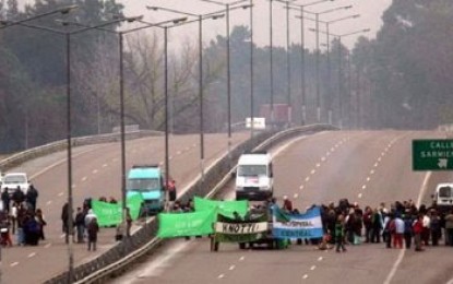 Trabajadores de la Salud en paro y en plena lucha por reapertura de paritarias