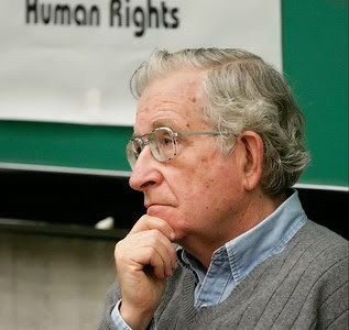 Noam Chomsky: El proceso bolivariano ha impactado a todo el continente americano