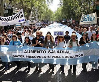Segundo día de paro docente