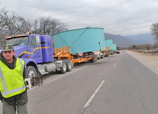 Los camiones de La Alumbrera VUEVEN A CHILE… un nuevo triunfo de los vecinos
