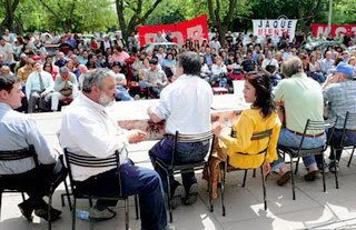 Gremios estatales anunciaron medida de fuerza para el viernes 17. El gobierno afirma que descontará por la huelga.