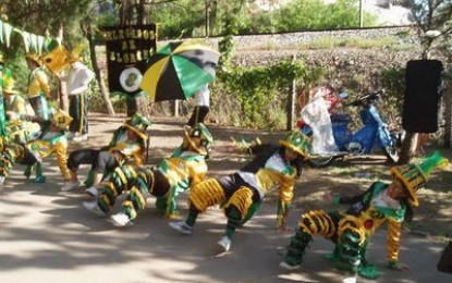 Murgas que bailan todo el año