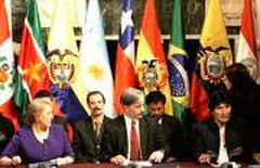 Parlamentarios de UNASUR deliberan en Bolivia