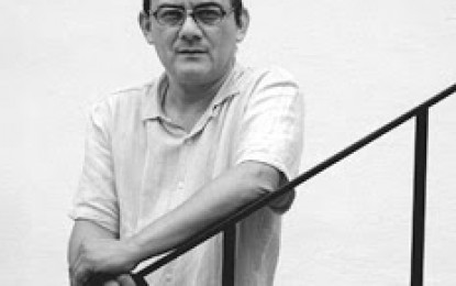 Horacio Castellanos Moya: “escribir me mantuvo a flote”