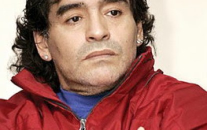 Diego, nuevamente contra todos
