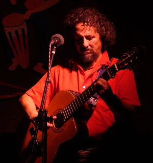 A propósito de las novedosas definiciones de un tal Yazlly