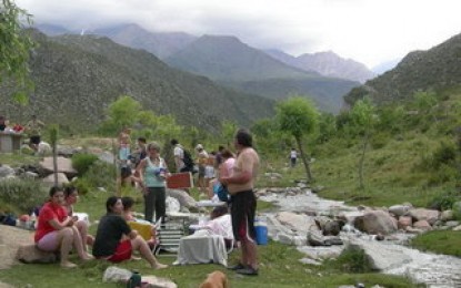 El arroyo grande del Manzano Histórico y su pureza invicta