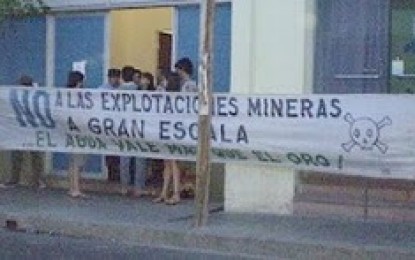 Los ‘juegos del consenso’ en tiempos de dictadura mineral
