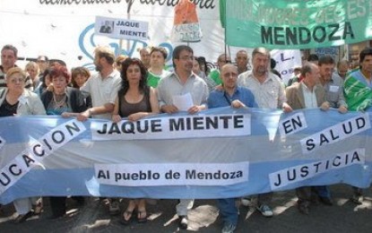 Mañana los gremios harán otro caravanazo por aumento salarial