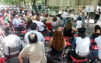 Gremios estatales insisten para que en el presupuesto incluyan las paritarias