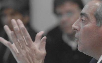 Roberto Vélez a Víctor Fayad: “nos veremos en Tribunales”