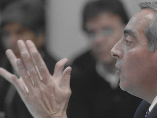 Roberto Vélez a Víctor Fayad: “nos veremos en Tribunales”