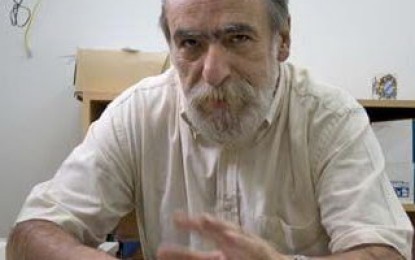 Daniel Aspiazu: “El 60% de la población argentina no tiene cloacas, pero hay 1,5 celulares por habitante”