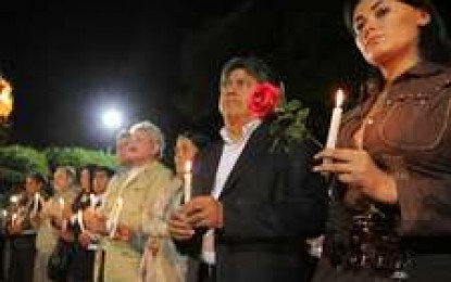 Bolivia: lamentan que oposición nombre a Dios en su campaña del No a nueva CPE