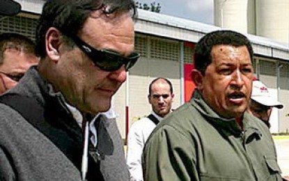 Oliver Stone recorrió Venezuela con Chávez