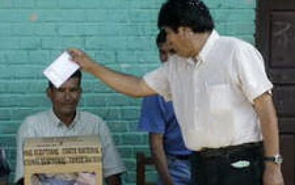 Evo Morales llama al pueblo ir a las urnas y definir qué futuro quiere para el país