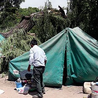 Obreros golondrina viven en condiciones infrahumanas en Tunuyán
