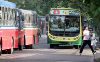 Trabajadores piden no privatizar el Grupo 2 de colectivos