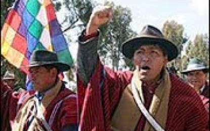 Indígenas bolivianos adelantan proyecto de estatutos autonómicos