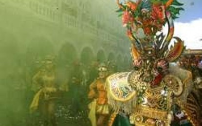 Lucifer baila y canta en Oruro: el carnaval se toma Bolivia