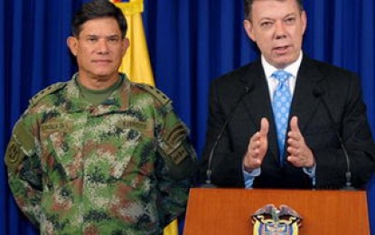 Colombia: el frente político-militar de Juan M. Santos