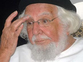 Ernesto Cardenal se quedó con el Premio Iberoamericano de Poseía “Pablo Neruda” 2009