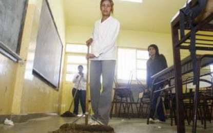 Hay un faltante de 3.500 porteros en las escuelas de San Juan
