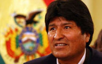 Bolivia anuncia querella contra Perú en La Haya