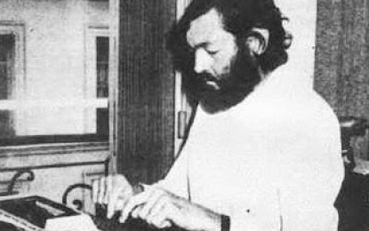 Presentan textos inéditos de Julio Cortázar en feria de Buenos Aires