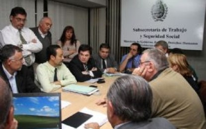 AMPROS y el Gobierno pasaron a un cuarto intermedio hasta el jueves