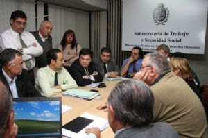 AMPROS y el Gobierno pasaron a un cuarto intermedio hasta el jueves