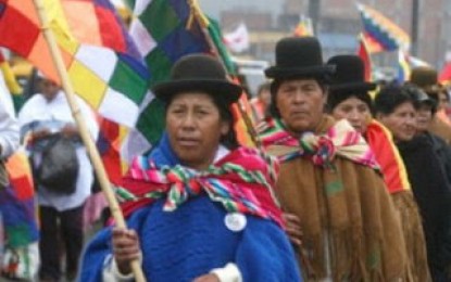 La Cumbre Indígena debate alternativas al neoliberalismo