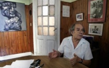 Pérez Esquivel y Bayer alegan atropello a libertades democráticas en detenciones de 12 jóvenes del FAR