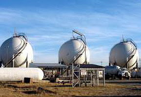 Trabajadores petroleros bolivianos se declaran en emergencia ante intentos de sabotear nacionalización