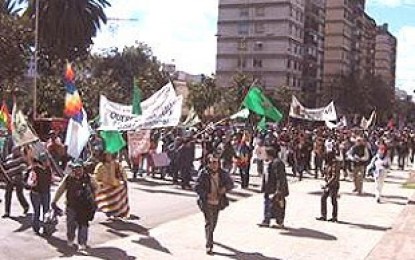 Miles marcharon en defensa de los bienes naturales y por la soberanía alimentaria