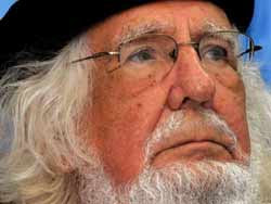 Chile otorga máximo premio de poesía a Ernesto Cardenal