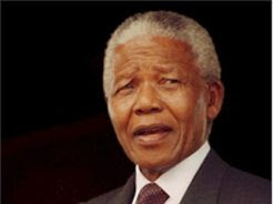 Mandela cumple 91 años con reconocimiento mundial a su obra