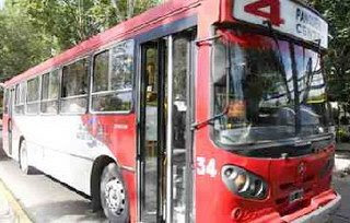 Los micros pararán sus actividades si no son desinfectados