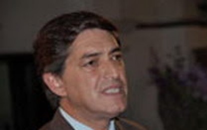 Al final Scollo dio la nota poselectoral…